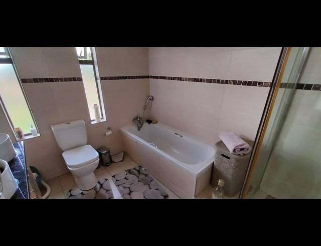 3 BEDROOM DUPLEX FOR SALE IN SHELLYVALE